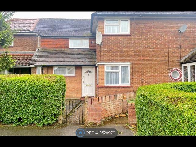 Cygnet Avenue, Feltham TW14, 3 bed terraced house to rent, £2,150 pcm | PrimeLocation