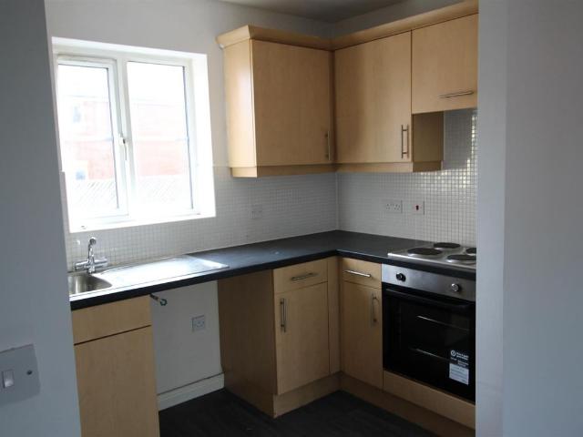 Cygnet Gardens, St. Helens WA9, 2 bed flat to rent, £750 pcm | PrimeLocation