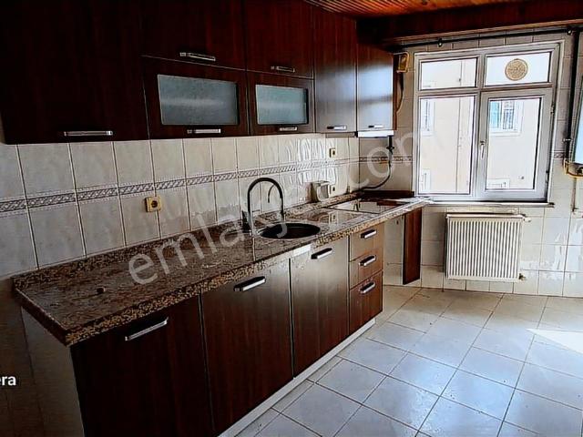 Cyk Gayrimenkulden Barborosta 1+1 75 M2 Ayrı Mutfaklı Icı Yenı