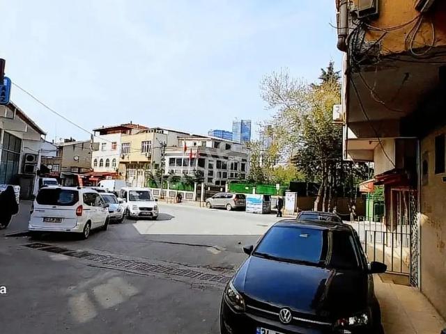 Cyk Gayrimenkulden Barborosta 1+1 75 M2 Ayrı Mutfaklı Icı Yenı