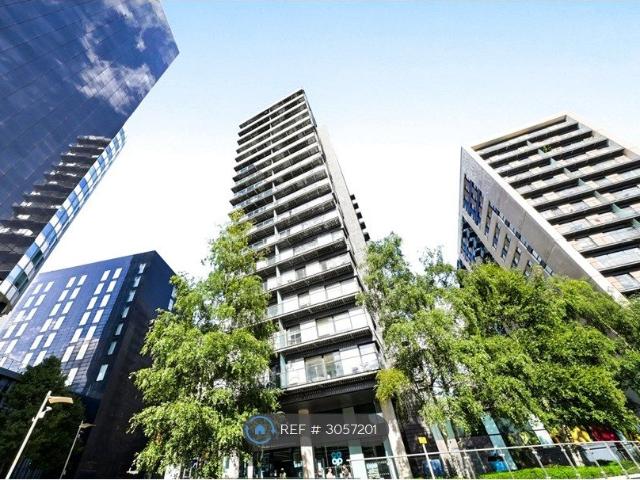 Cypress Place, Manchester M4, 2 bed flat to rent, £1,550 pcm | PrimeLocation