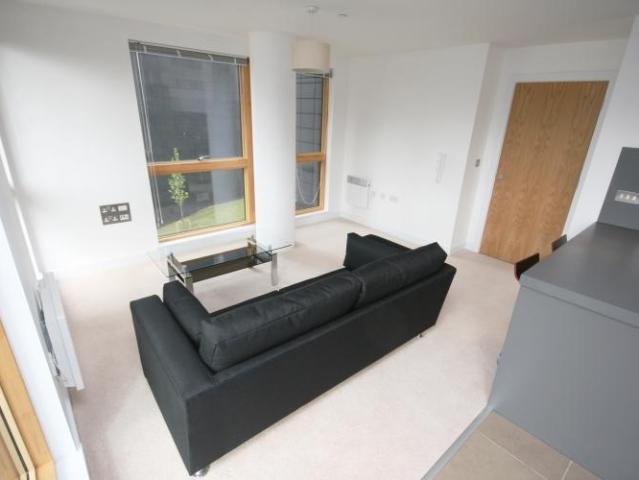Cypress Place, 9 New Century Park, Manchester, M4 4EE, United Kingdom | 2 bed apartment for rent #138593954 | Rentberry