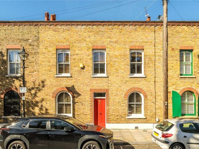 Cyprus Street, Bethnal Green, London E2, 3 bed terraced house to rent, £4,000 pcm | PrimeLocation