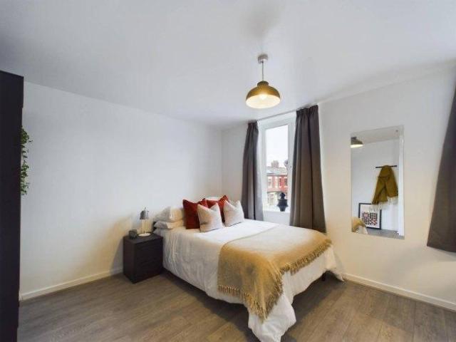CYRIL STREET 7 bed house share to rent £5,222 pcm £1,205 pw