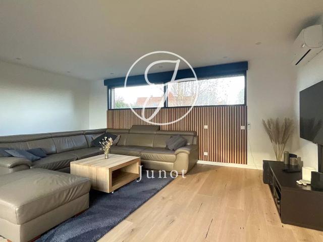 Cysoing Maison à vendre – 7 pièces 167m² 5 chambres – Jard