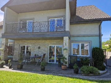 Komfortowy dom 160 m² z garażem i prywatną działką