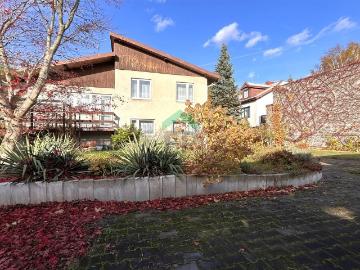 Przestronny dom z ogrodem, 5 pokoi, garaż, piwnice