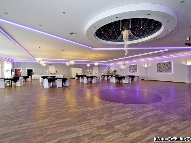 Do sprzedania prosperujący dom weselny z rezydencją 1290 m² w Częstochowie