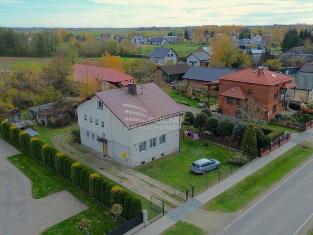 Przestronne 82,36 m² z garażem i działką Czermin