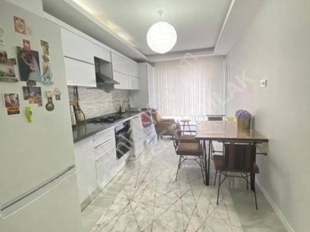 d360 | Sütlüce'de Özel Garajlı 3+1 Ferah Daire | 135 M² | 3. K
