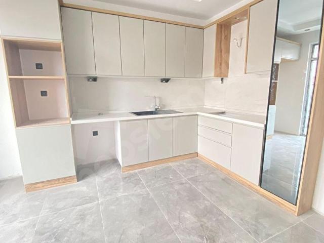 D404 ESENTEPE'DE SATILIK 3+1 EBEVEYN BANYOLU GİYİNME ODALI