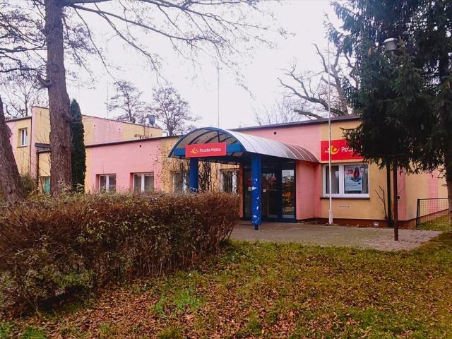 Hotel 543 m2 w Dąbkach z parkingiem i dużym potencjałem