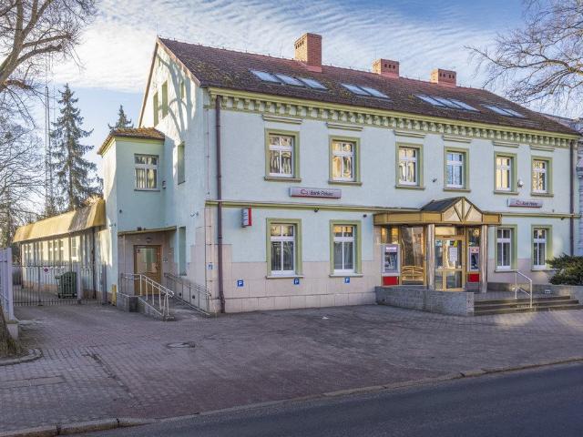 Dębno: Biuro, bank, archiwum, 921 m2, inwestycja