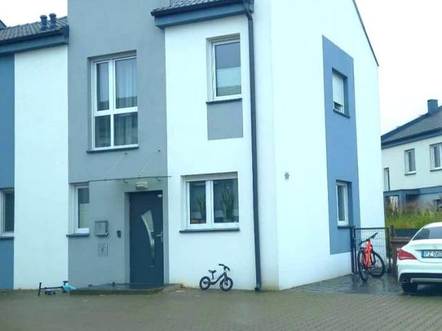 Dąbrówka, 87 m2