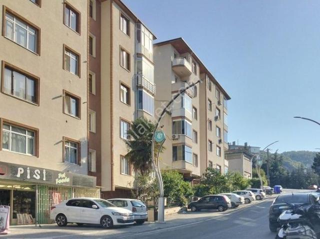 D.dere Yalı Mah. Cadde Üstü Eşyalı Kiralık Daire