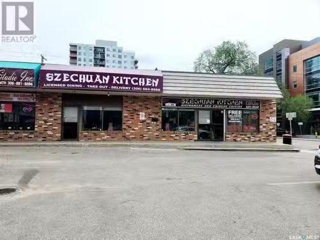D & E 835 Broadway Avenue, Saskatoon, SK, S7N 1B5 commercial.