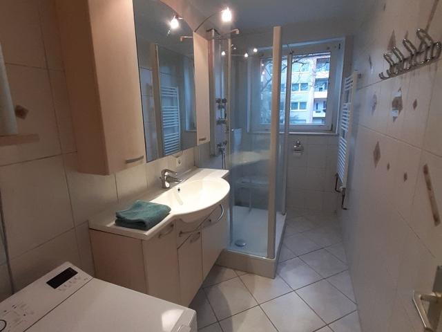 D E F KR Frankfurt Niederrad Perfect shaped appartment including everything that you need, 3 rooms and balcony, Frankfurt Amsterdam Apartments for Rent