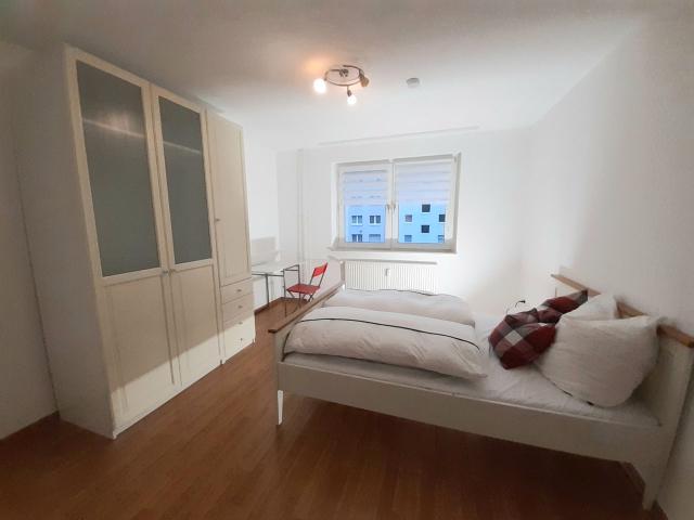 D E F KR Frankfurt Niederrad Perfect shaped appartment including everything that you need, 3 rooms and balcony, Frankfurt Amsterdam Apartments for Rent