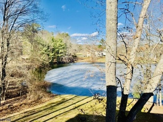 D Lake Shr N # O, Montague, Condo For Sale