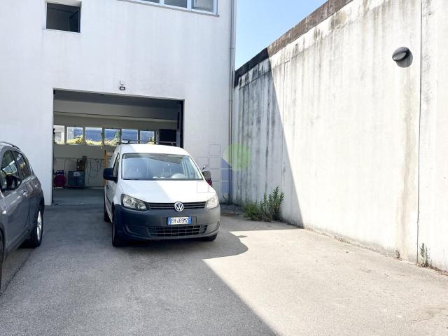 D Via Aurelio Nicolodi 46 monolocale 300mq