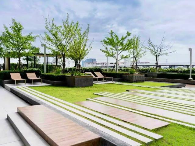 ด่วน! ให้เช่า The Trust Condo @BTS Erawan ชั้นสูง วิวสวย เฟอร์ ค.ไฟฟ้าครบ เพียง! 8,450 โทร/Line 0991825
