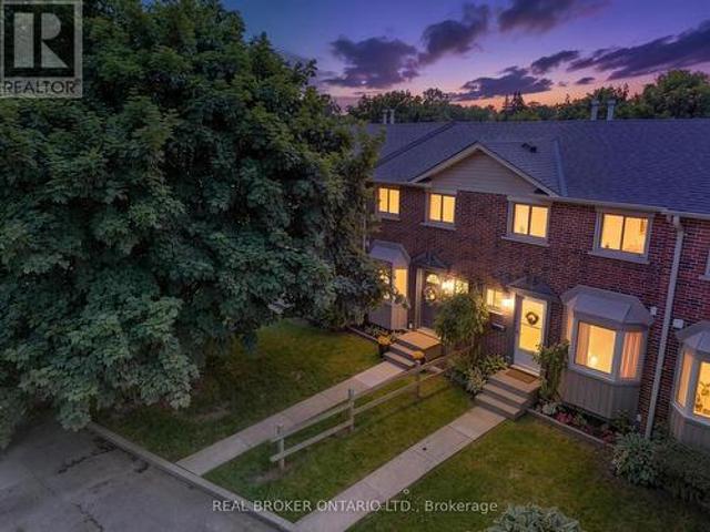 D 149 Brantwood Park Road, Brantford, ON, N3P 1X9 townhouse for sale | Listing ID X13861 | Royal LePage
