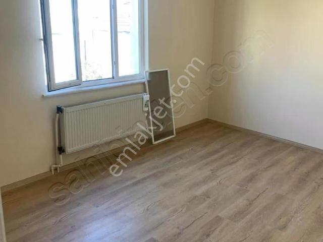 D 100 E Yakın 3+1