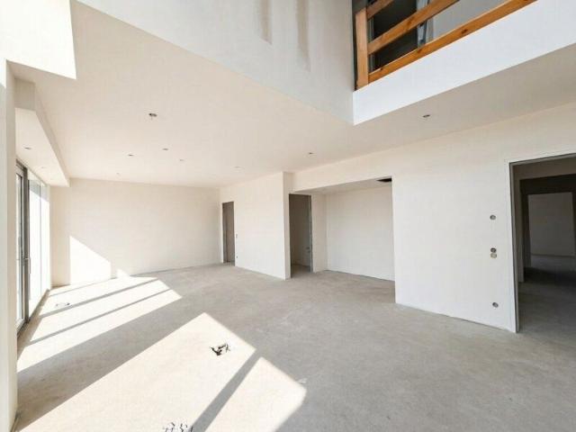 DC 2 Ein Ort von diskretem Luxus Penthouse im 51. Stock