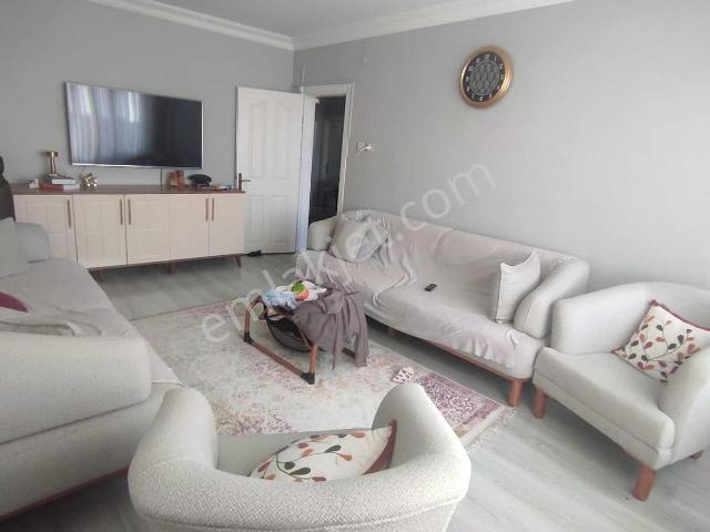 Dağyolu Caddesinin Sokağında 4.kat 150 M2 Kiralık Daire 3+1