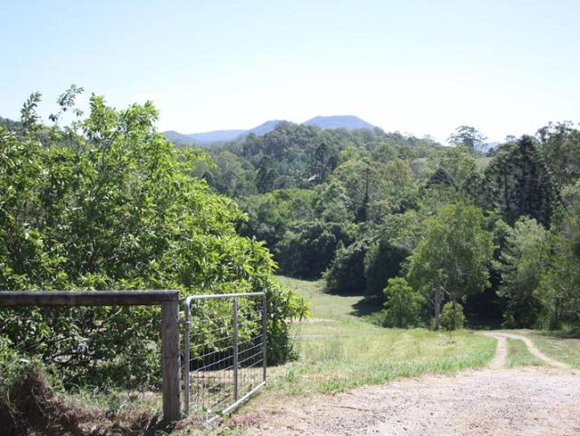 DA approved 4 lot site