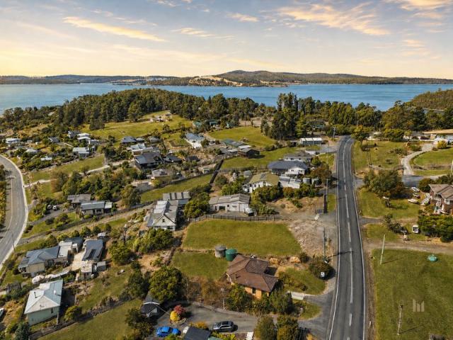 DA Approved Plans | Water views & a dream Kettering lifestyle