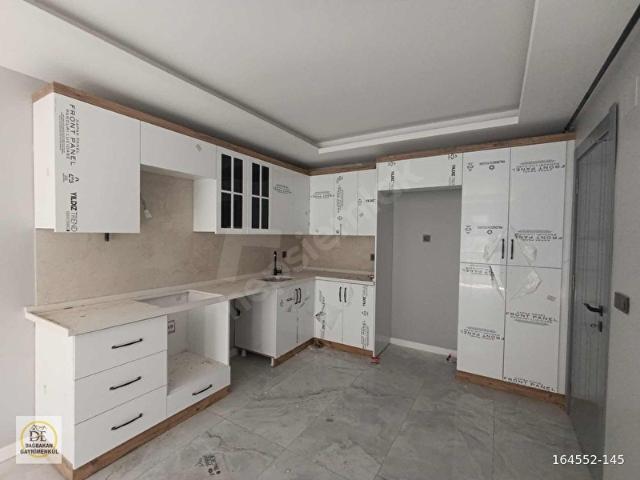 DAĞBAKAN EMLAK'TAN İNCİRLİKUYU'DA HAYALİNİZDEKİ 4+1 DAİRE