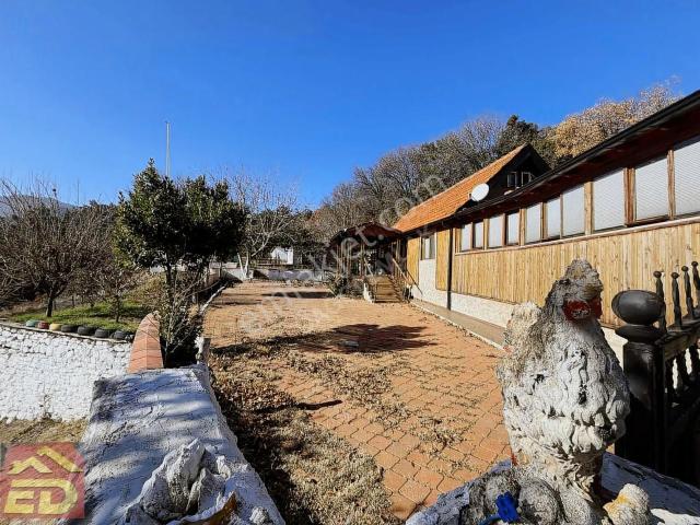 Dağcı Emlak Buldan Beytoluk Mevki Satılık Çiftlik Evi Ve Arazisi