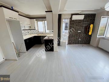 Dağlı !gayrimenkul'den 3+1 Cadde'üzeri Özel'otoparklı Daire!