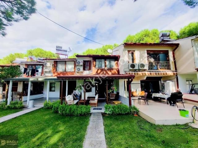 Dağlı Gayrimenkul'den'fırsat 2+1 Denize Yürüme Mesafesi Villa!