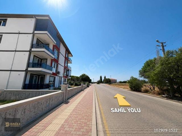 DAĞLI !GAYRİMENKUL'DEN2+1 SAHİLYALUÜZERİFIRSATDAİRE!