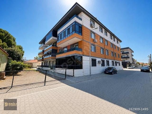 DAĞLI !GAYRİMENKUL'DEN 3+1 ARA KAT ÇİFT'BANYO CADDE'ÜZERİ !