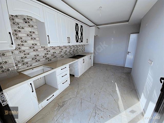 DAĞLI !GAYRİMENKULDENMERKEZİ KONUMDALÜKS3+1DAİRE!