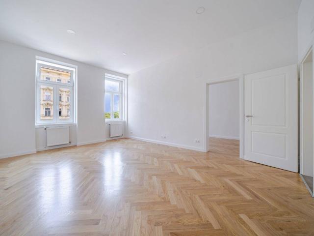 Da schau her: Altbau Erstbezug Tischlerküchen Zuckerl U3 Simmering