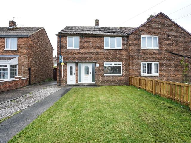 Dame Flora Robson Avenue E, South Shields, Tyne & Wear NE34, 3 bed semi detached house to rent, £895 pcm | PrimeLocation