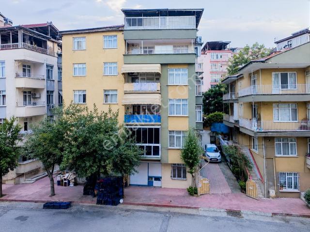Damla Emlaktan Merkezi Konumda 3+1 Kiralık Daire