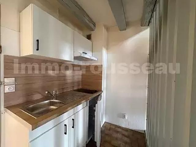 Dammartin en Goële 77230 Location appartement 2 pièces t2 au dernier étage parking