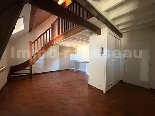 Dammartin en Goële 77230 Location appartement 2 pièces t2 au dernier étage parking