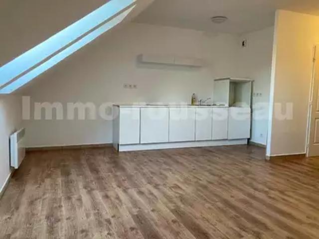 Dammartin en Goële 77230 Location appartement 2 pièces t2 au dernier étage parking