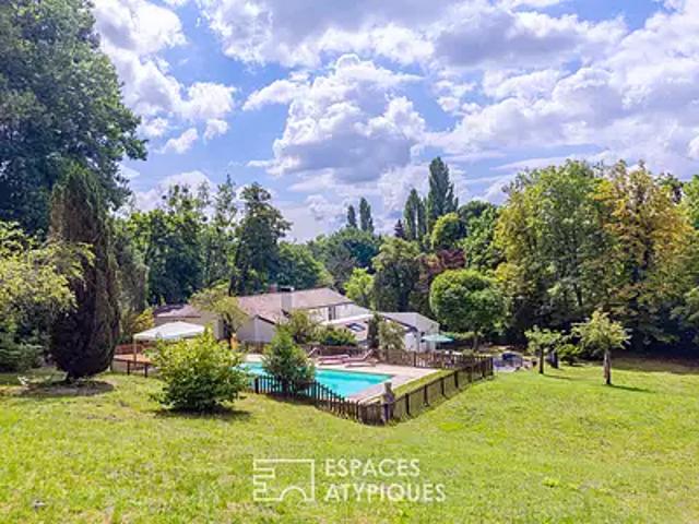 Dampierre en Yvelines 78720 Achat / Vente maison 11 pièces t11 au dernier étage piscine