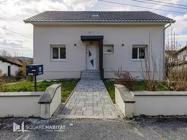 Damprichard 25450 Achat / Vente maison 6 pièces t6 au dernier étage cave