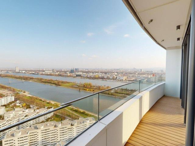 DANUBEFLATS | Panoramawohnen im 31. Stock über den Dächern Wiens