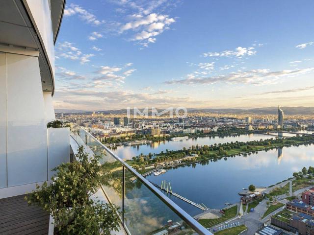 DANUBEFLATS. 40. Etage inkl. 30m2 Balkon The One And Only