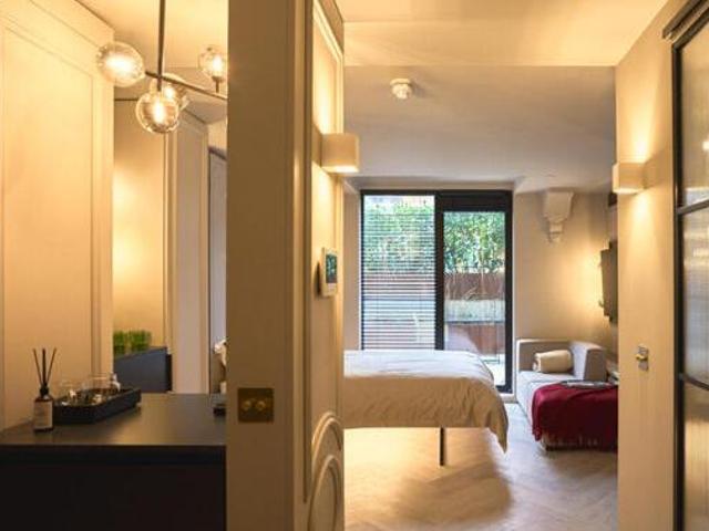 Dandi Brondesbury, Studio Flat For
