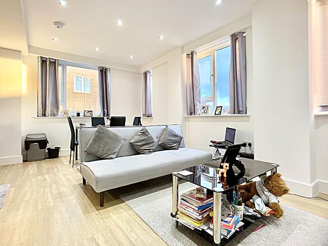 Dane Street, Bedford MK40, 1 bed flat to rent, £995 pcm | PrimeLocation